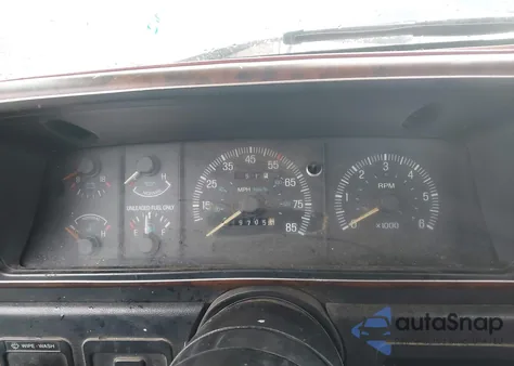 1989 Ford F150 z USA, uszkodzony, nr VIN 1FTEF14YXKNA32549